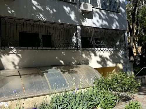 квартира по адресу Генерала Петрова ул., 18а
