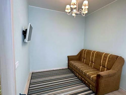 квартира за адресою Домобудівельна вул., 13