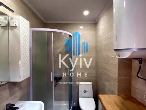 квартира за адресою Регенераторна вул., 4 к17