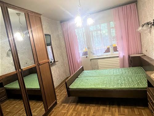 квартира по адресу Космонавтов ул., 24