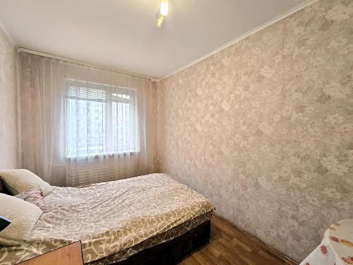 квартира за адресою Свободи просп. (60-річчя Жовтня), 17