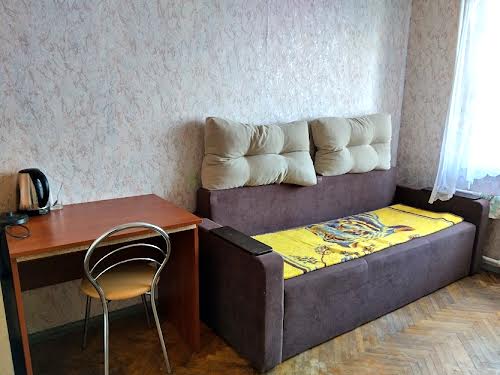 кімната за адресою Новоукраїнська вул., 5