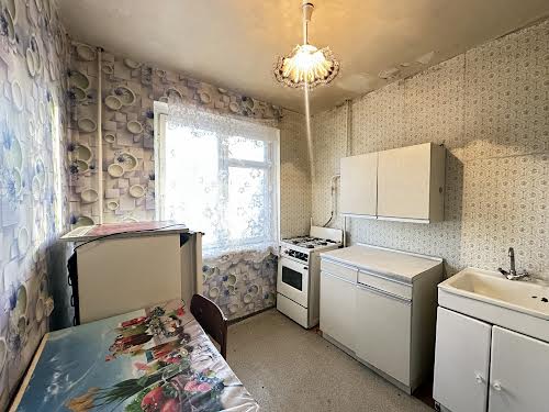 квартира за адресою Соборності, 73