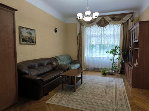квартира за адресою Євгена Коновальця вул. (), 7