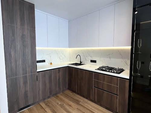 квартира за адресою Степана Бандери вул., 79