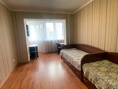 квартира за адресою Евгена Танцюри, 74/2
