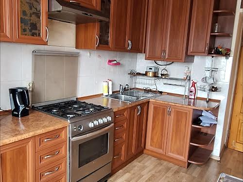квартира за адресою Урожайна вул., 16