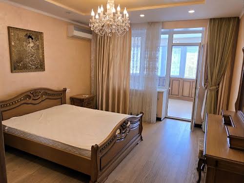 квартира за адресою Лазурна вул., 5 к11