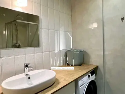 квартира по адресу Салютная ул., 2