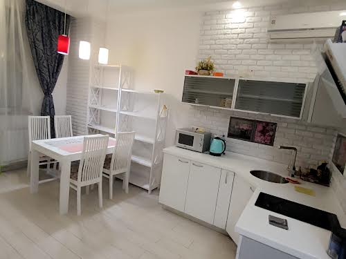 квартира за адресою Перлинна вул., 3