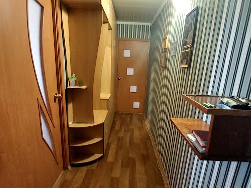 квартира за адресою Космонавтів вул., 146б