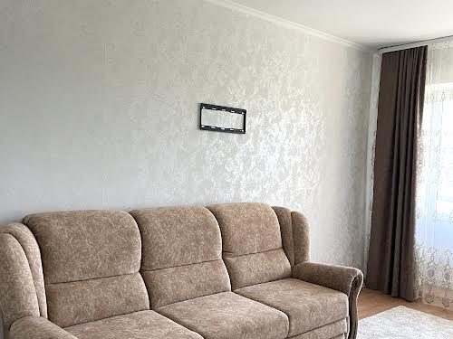 квартира за адресою Романа Шухевича вул., 18