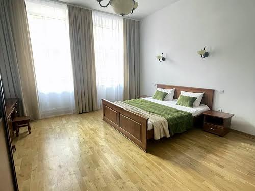 квартира за адресою Ференца Ліста вул., 2