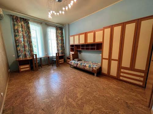 квартира за адресою Шота Руставелі вул., 27