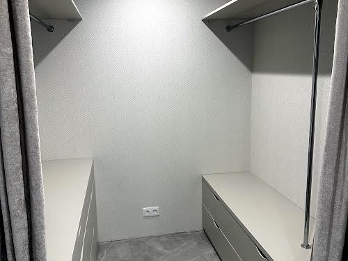 квартира за адресою Михайла Максимовича вул. (Онуфрія Трутенка), 32-Б