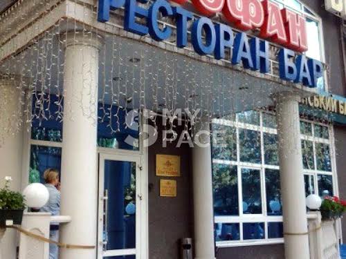 комерційна за адресою В'ячеслава Чорновола вул., 25