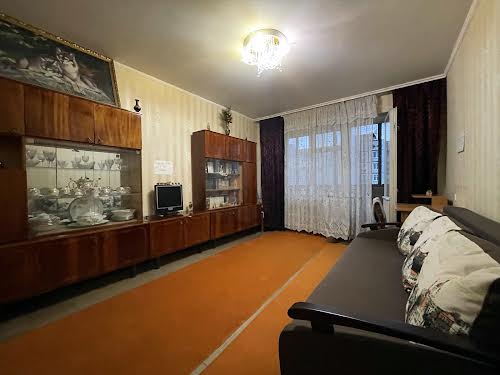 квартира за адресою Героїв просп., 12