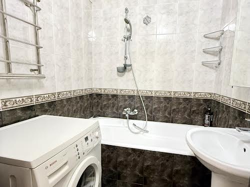 квартира по адресу Оноре де Бальзака ул., 83/2
