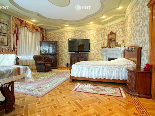 будинок за адресою Гюго Віктора вул.