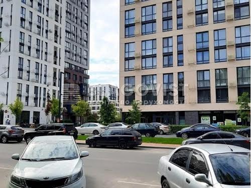 квартира за адресою Салютна вул., 2/1
