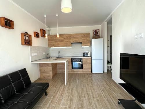 квартира по адресу Салютная ул., 2