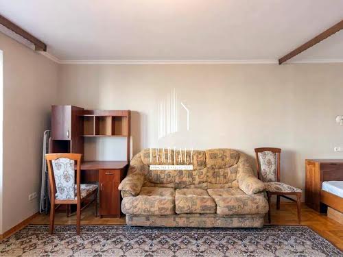 квартира по адресу Авиаконструктора Антонова ул., 7