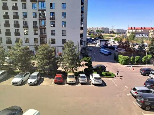 квартира за адресою Героїв Небесної Сотні просп., 16а