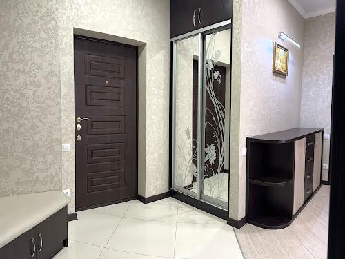 квартира за адресою Перлинна вул., 1а