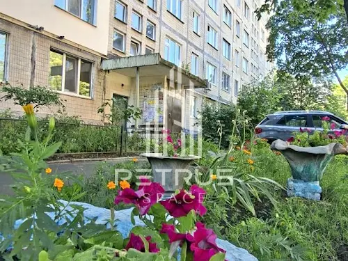 квартира за адресою Романа Шухевича просп. (Генерала Ватутіна), 24-В