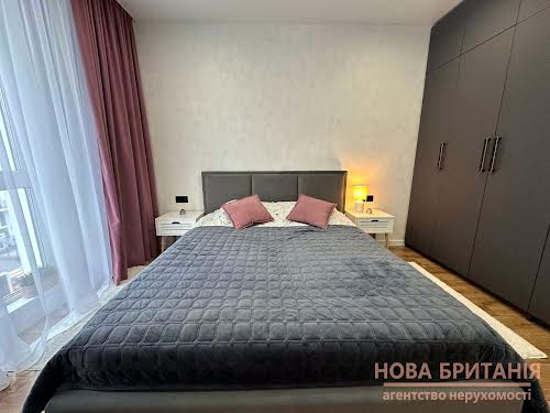 квартира за адресою Михайла Максимовича вул. (Онуфрія Трутенка), 26