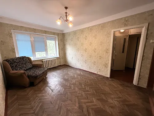 квартира за адресою Юності вул., 4