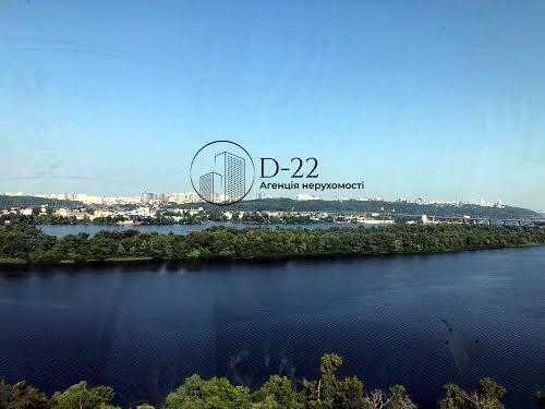 квартира за адресою Зарічна вул., 8