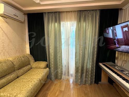 квартира по адресу Драгомвнова, 12А