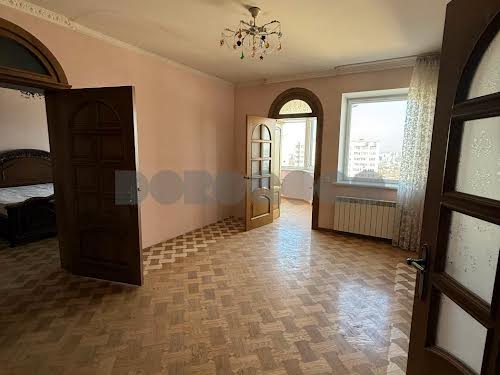 квартира за адресою Клінічна вул., 23/25