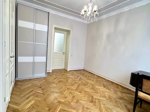 квартира за адресою Героїв УПА, 63