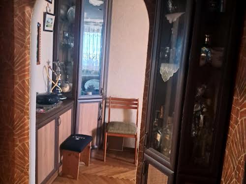 квартира за адресою Героїв Майдану вул. (Театральна), 46