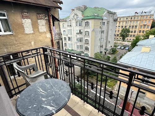 квартира по адресу Тарнавского ул. (Кутузова), 4