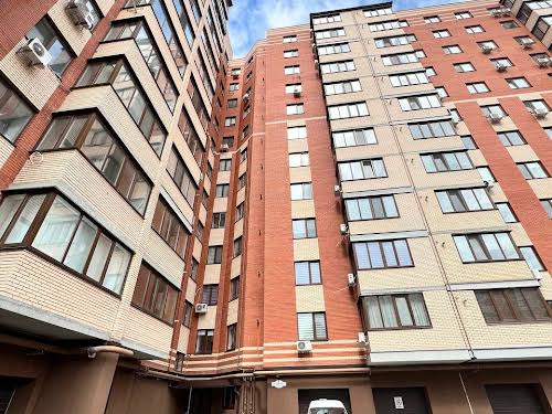 квартира за адресою Співдружності вул., 1