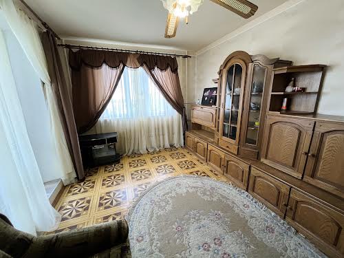 квартира за адресою Перемоги просп., 65б