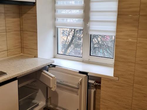 квартира за адресою Салютна вул., 19