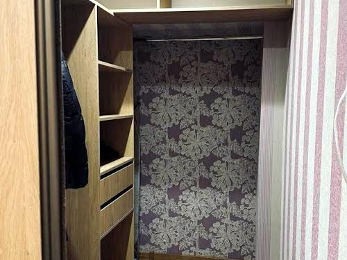 квартира за адресою Титова, 36