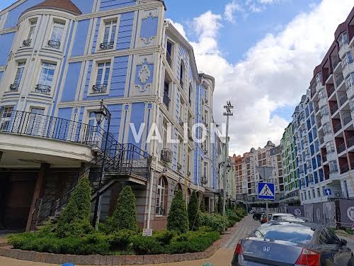 квартира за адресою Дегтярна вул., 8
