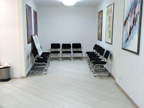 комерційна за адресою Генуезька вул., 3В