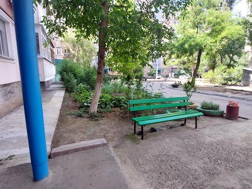 квартира за адресою Космонавтів вул., 146б