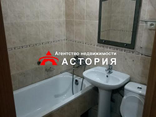 квартира за адресою Українська вул., 57-Б