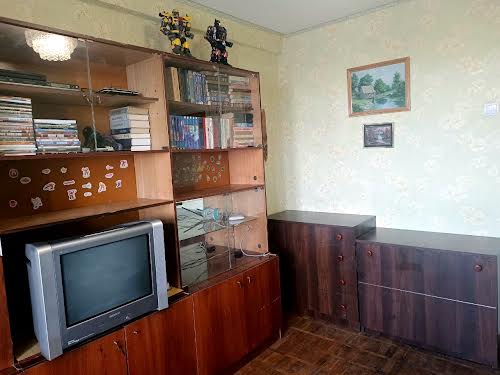 квартира за адресою Мілютенка вул., 18