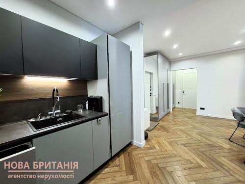квартира за адресою Михайла Максимовича вул. (Онуфрія Трутенка), 24-В