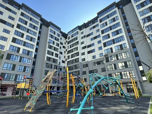 квартира за адресою Озерна вул., 16 б