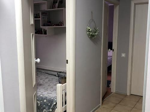 квартира за адресою смт. Авангард, Європейська вул., 2