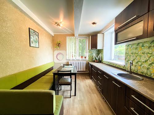 квартира по адресу Макарова ул., 32